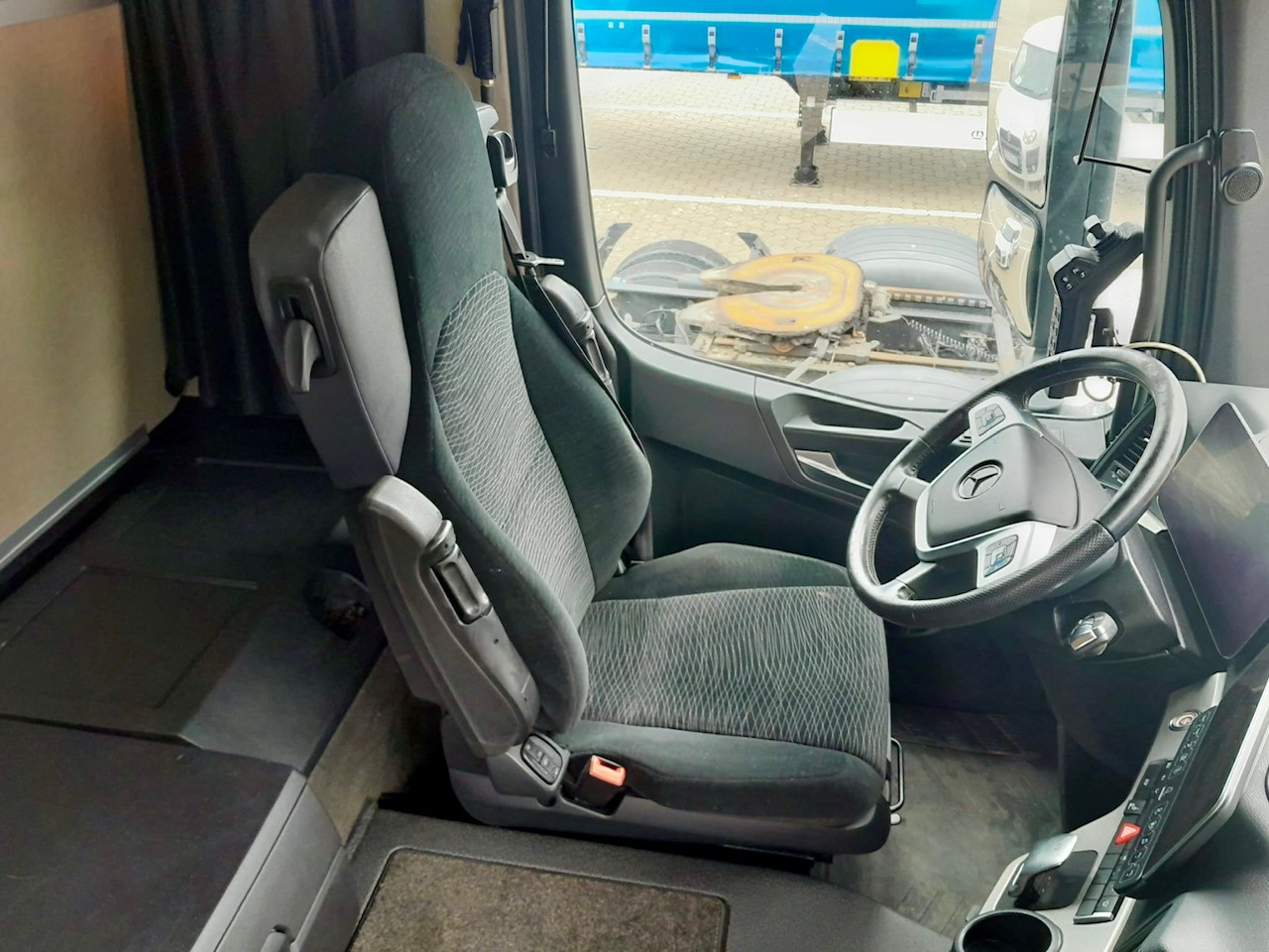 Camion ampliroll MERCEDES-BENZ Arocs 3553 4 Achsen Tridem