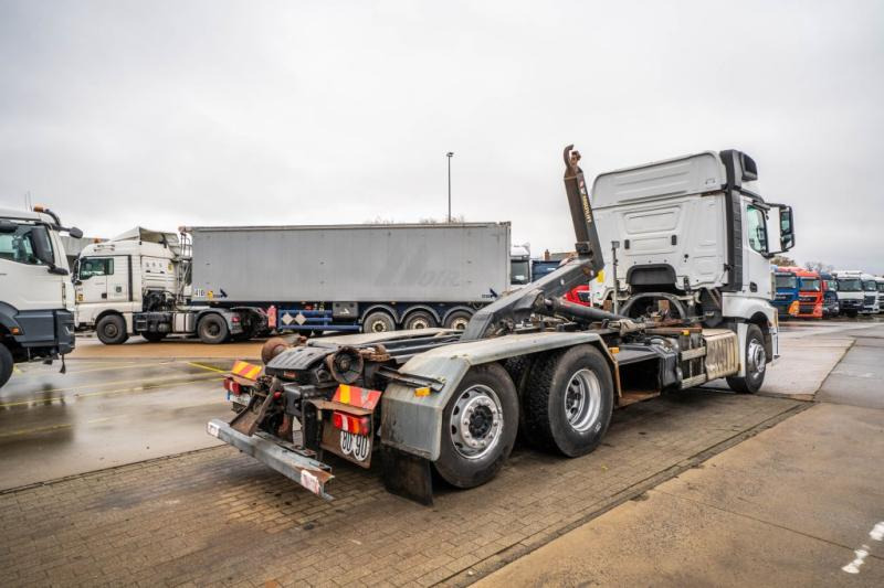 Camion ampliroll Mercedes ACTROS 2540 +MULTILIFT XP 20-56
