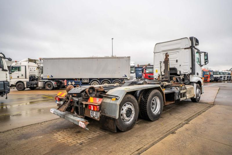 Camion ampliroll Mercedes ACTROS 2540 +MULTILIFT XP 20-56