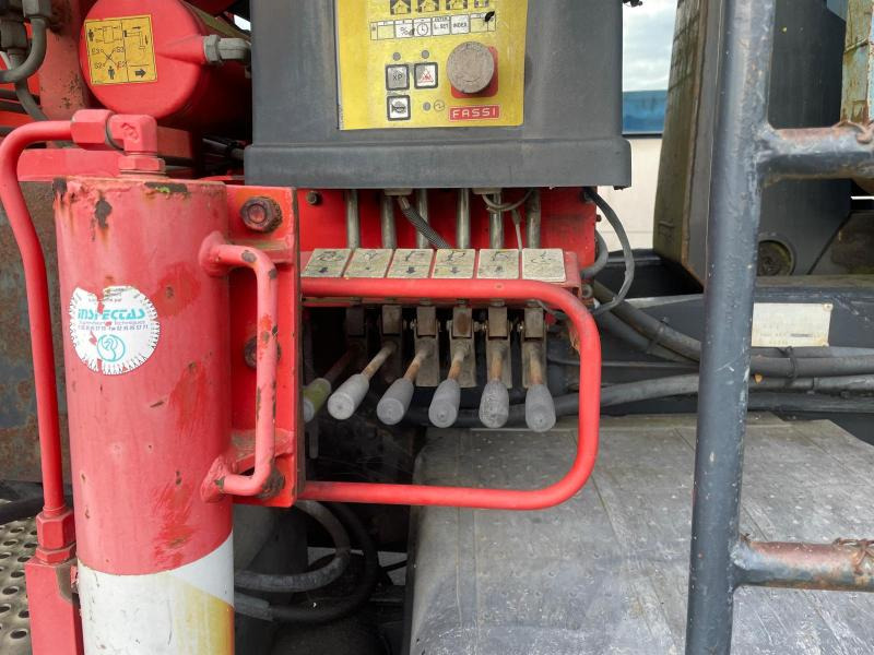 Camion ampliroll Mercedes Actros 2631