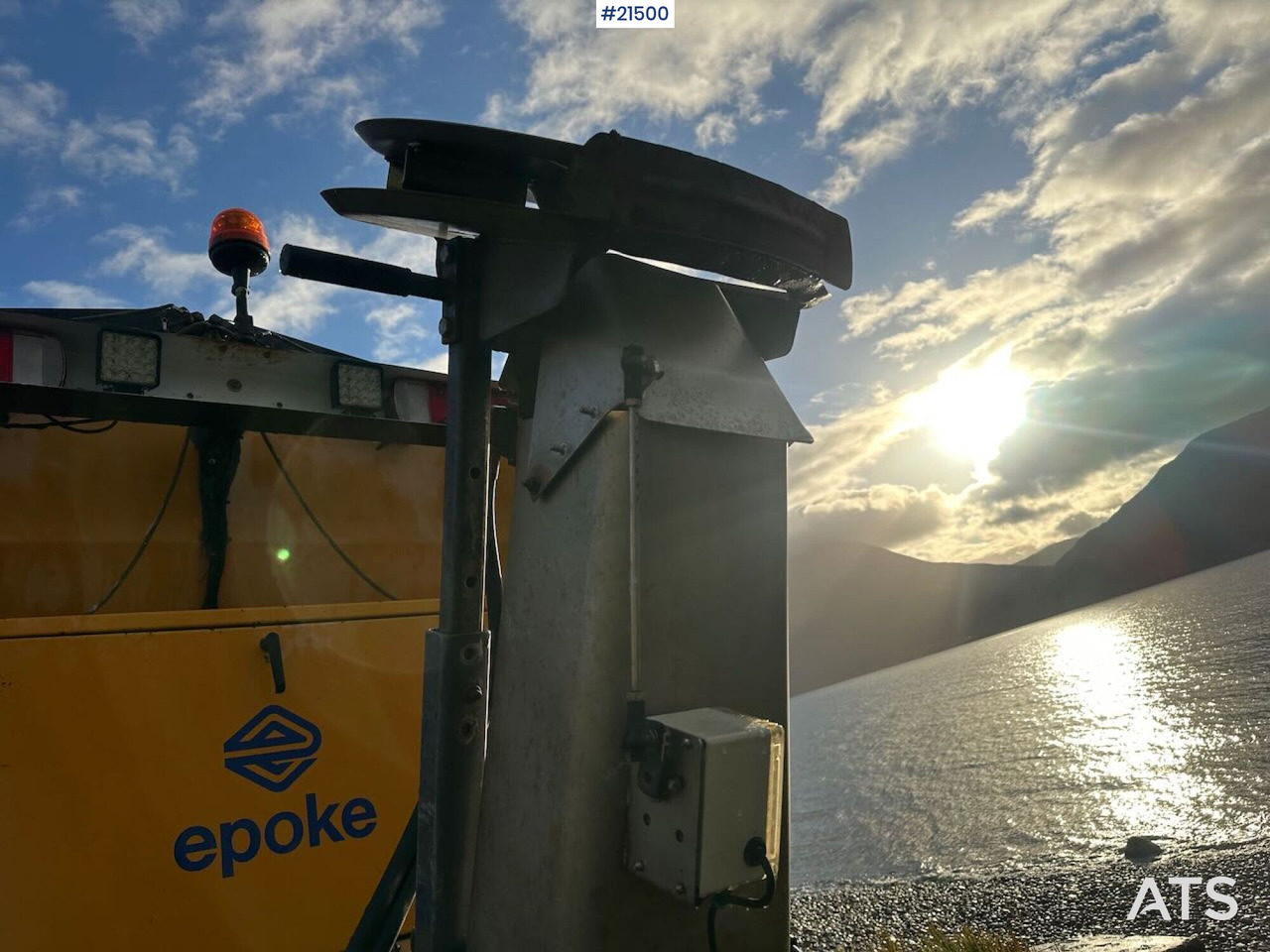 Camion ampliroll Mercedes Actros 2848 4x4+2 brøyterigget krokbil