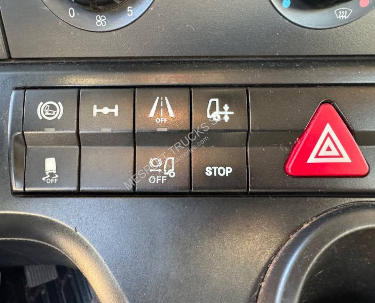 Camion ampliroll Mercedes Antos 1843