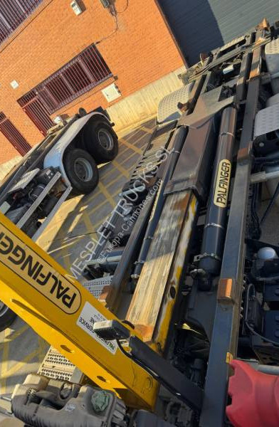 Camion ampliroll Mercedes Antos 1843