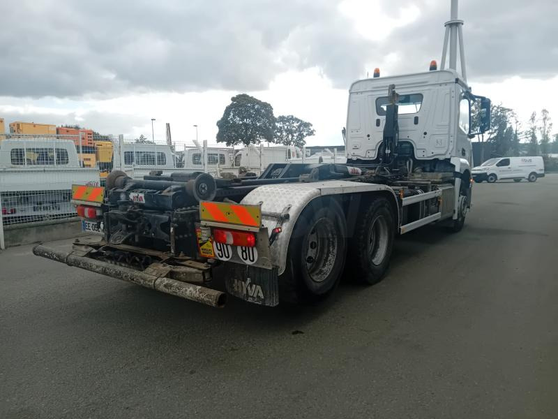 Camion ampliroll Mercedes Antos 2643