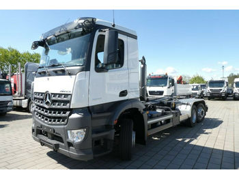 Camion ampliroll Mercedes-Benz 2542 AROCS BL/6x2 + Meiller RS 21-70 / Lenk-Lift