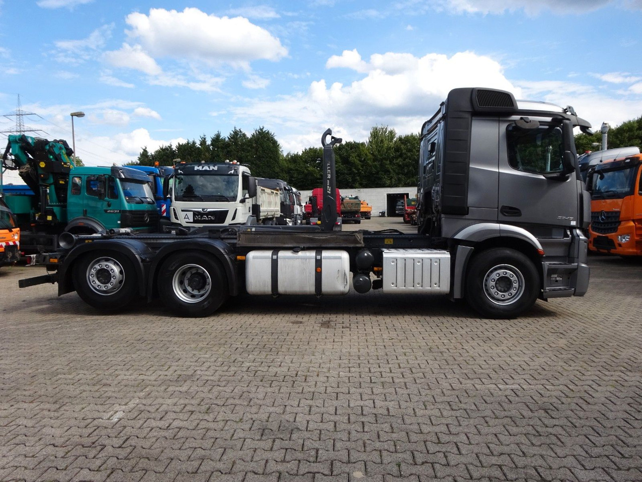 Camion ampliroll Mercedes-Benz 2545 Actros MEILLER Abroller +Lift-Lenkachse