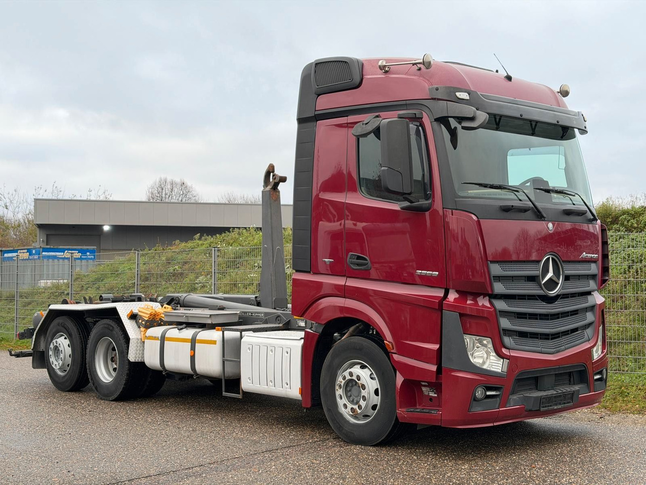 Camion ampliroll Mercedes-Benz 2558 6x2 Meiller RK 20.65 | Retarder | Klima