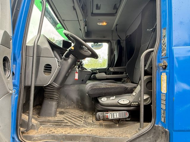 Camion ampliroll Mercedes-Benz 2644