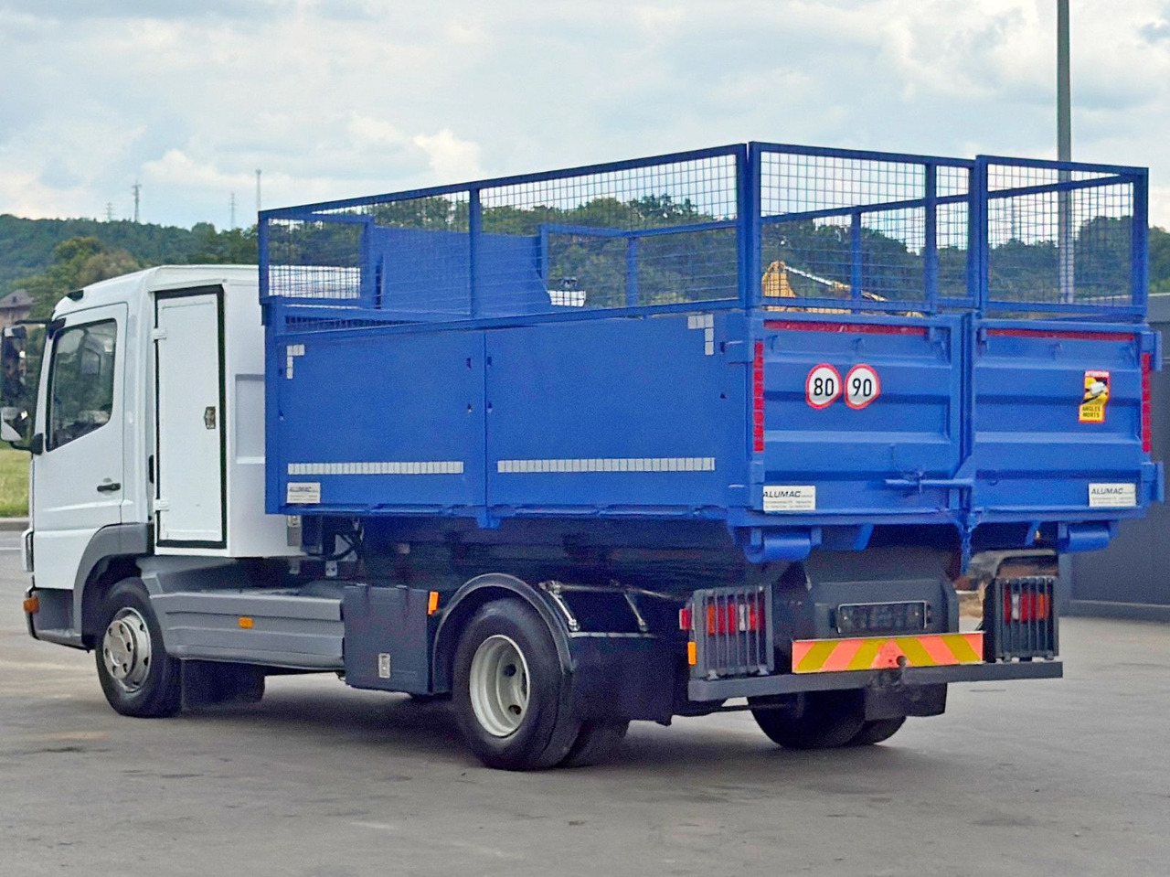 Camion ampliroll Mercedes-Benz 815 * Abrollkipper  + CONTAINER 3,68 m * TOP