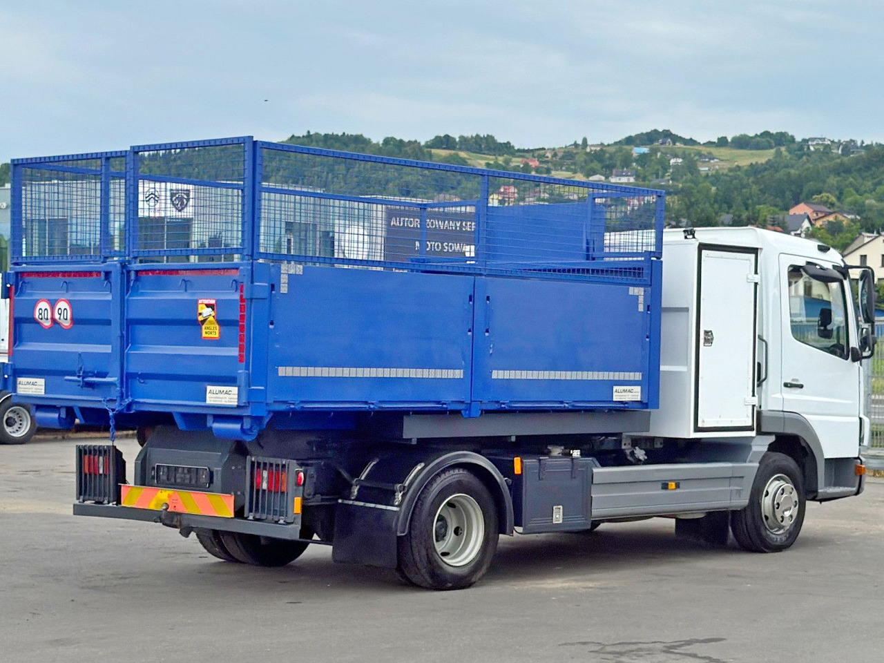 Camion ampliroll Mercedes-Benz 815 * Abrollkipper  + CONTAINER 3,68 m * TOP