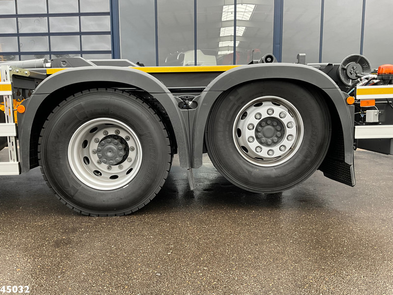 Camion ampliroll Mercedes-Benz ACTROS 2543 HMF 23 Tonmeter laadkraan
