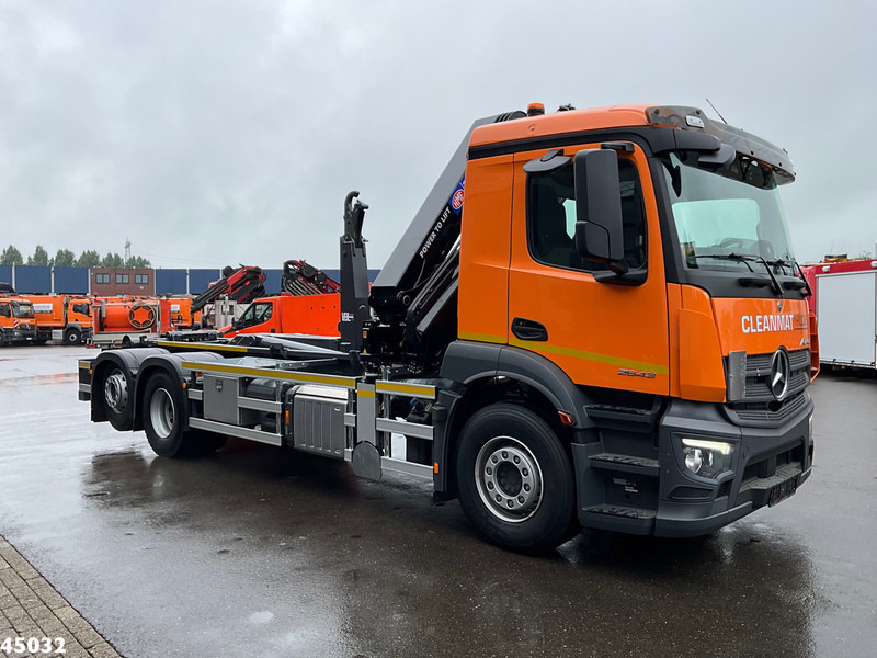 Camion ampliroll Mercedes-Benz ACTROS 2543 HMF 23 Tonmeter laadkraan