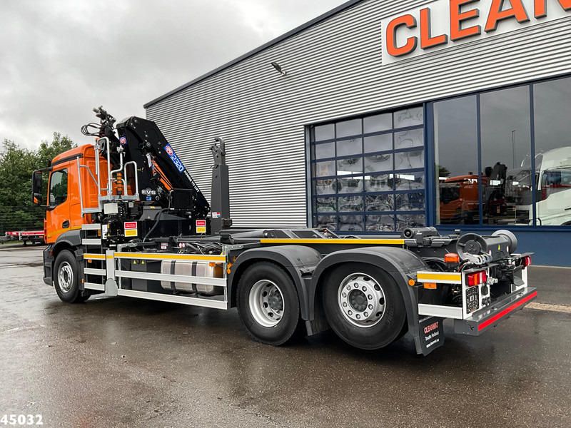 Camion ampliroll Mercedes-Benz ACTROS 2543 HMF 23 Tonmeter laadkraan