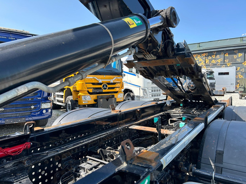 Camion ampliroll Mercedes-Benz AROCS + JOAB 20t | VARATTU