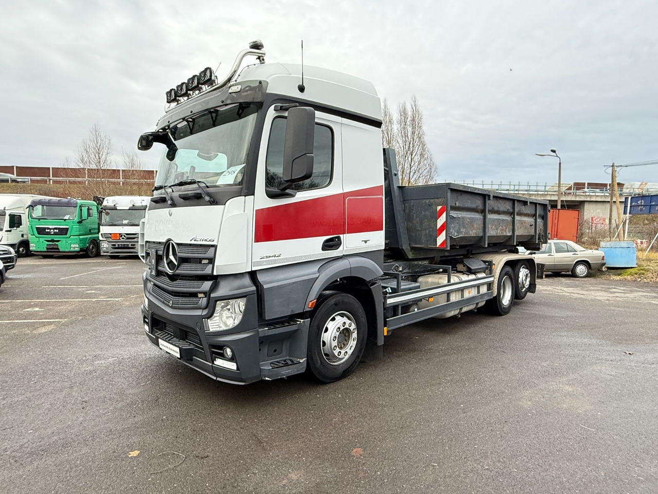 Camion ampliroll Mercedes-Benz Actros 2542 Abrollkipper mit Container