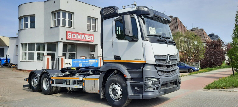 Camion ampliroll Mercedes-Benz Actros 2542 KING HZ-20R