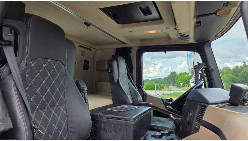 Camion ampliroll Mercedes-Benz Actros 2543 6X2*4