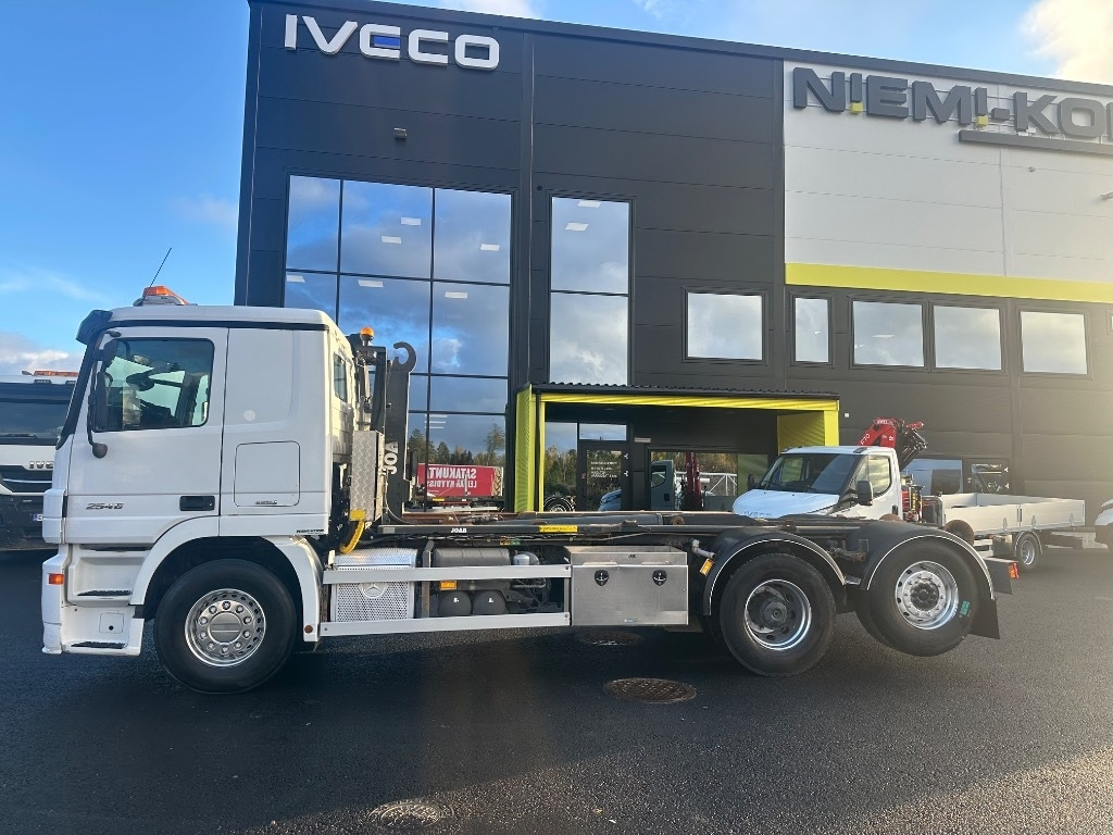 Camion ampliroll Mercedes-Benz Actros 2545 L 6x2