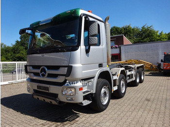 Camion ampliroll Mercedes-Benz Actros 3244 - Hook lift truck 8x4