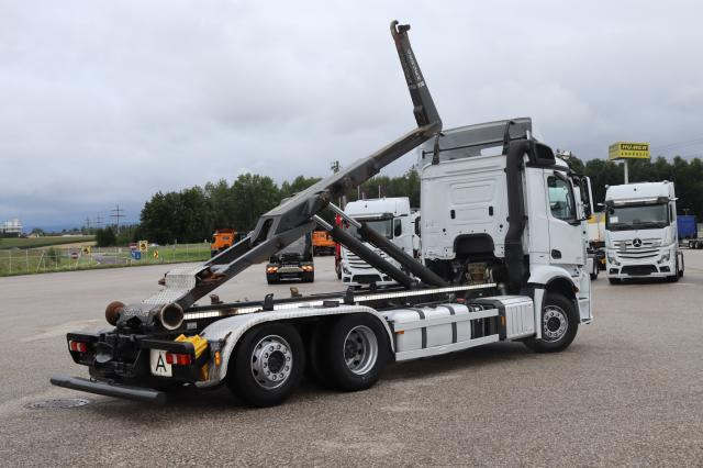 Camion ampliroll Mercedes-Benz Antos 2551 ENA