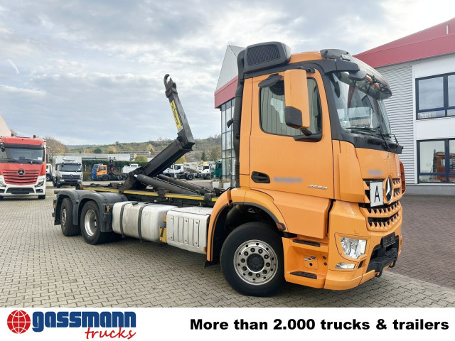Camion ampliroll Mercedes-Benz Arocs 2552 L 6x2, Lenk-/Liftachse