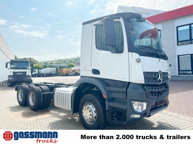 Camion ampliroll Mercedes-Benz Arocs 2642 K 6x4/33 , Retarder, Motorabtrieb