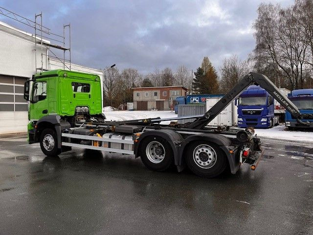 Camion ampliroll Mercedes-Benz Arocs 2643 Mit Meiller Abrollkipper Top
