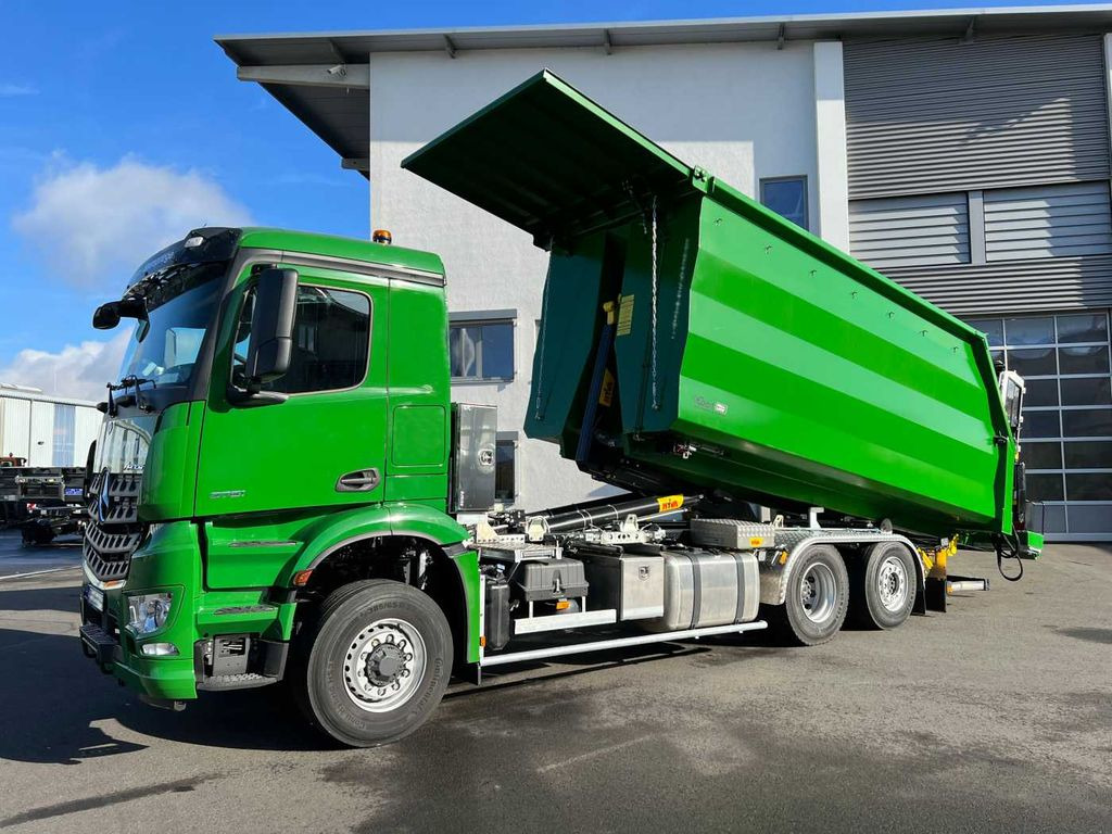 Camion ampliroll Mercedes-Benz Arocs 2751 6x2 HAD / Abroller EBERT Fällbox Q150