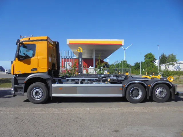 Camion ampliroll Mercedes-Benz Arocs 2848 NEW DEC 2024