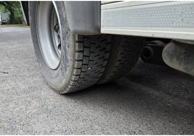 Camion ampliroll Mercedes-Benz Atego 1529 +(2021)CTS