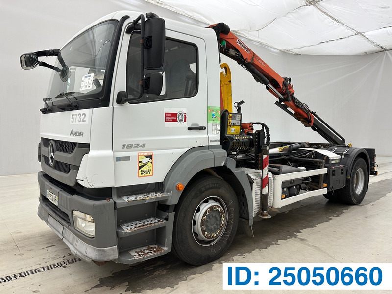 Camion ampliroll Mercedes-Benz Axor 1824