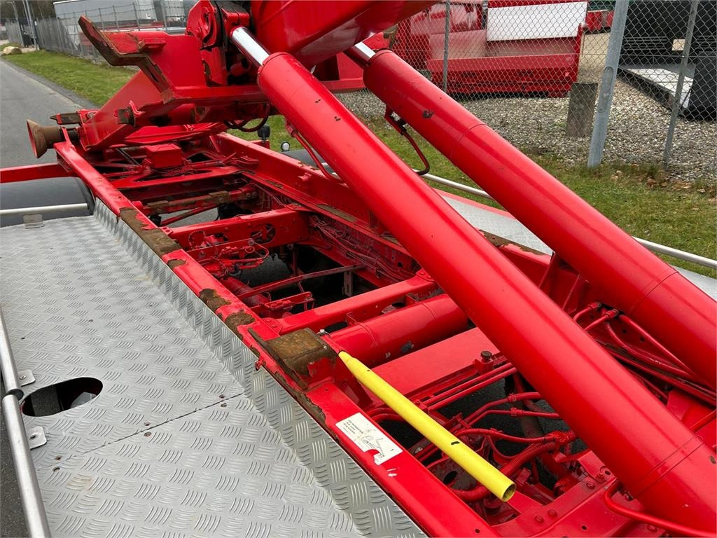 Camion ampliroll Mitsubishi Fuso CANTER 9C150