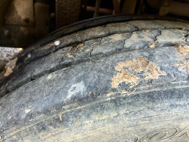 Camion ampliroll Nissan ATLEON 150.25