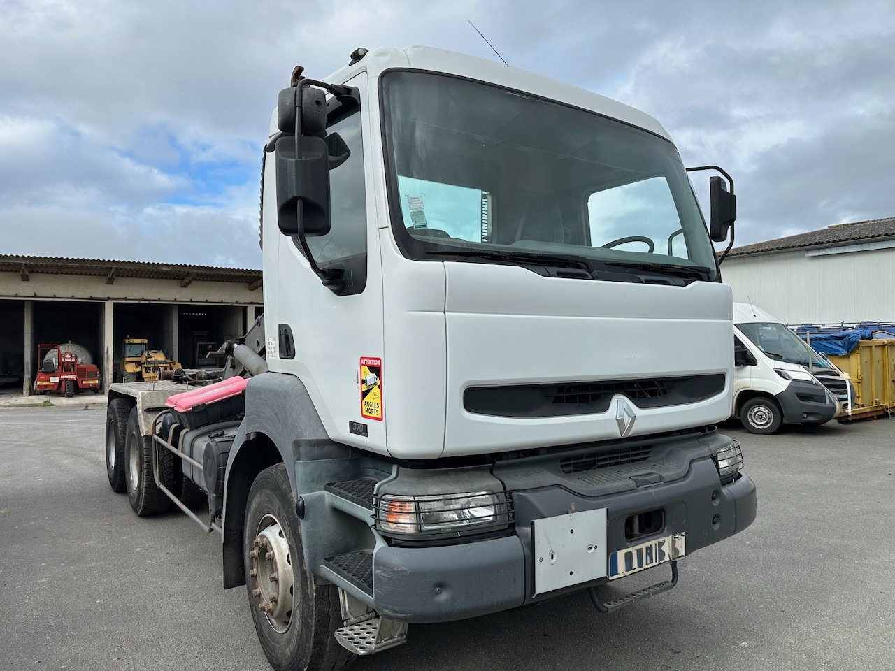 Camion ampliroll RENAULT KERAX 370 DCI