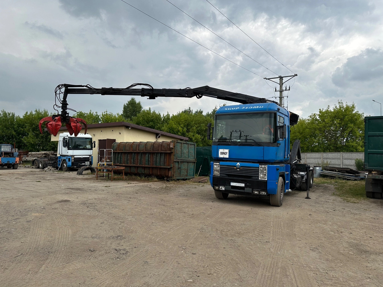 Camion ampliroll RENAULT Magnum 430
