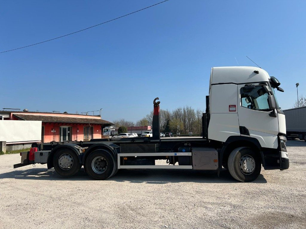 Camion ampliroll RENAULT SCARRABILE 6X2