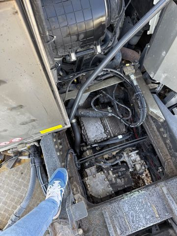 Camion ampliroll Renault C460 8x4, E6, Abroll Troesch, Retarder Unfall