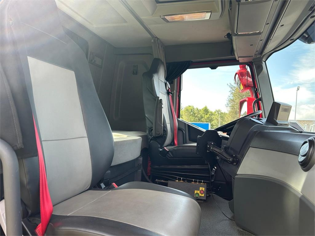 Camion ampliroll Renault CM 430