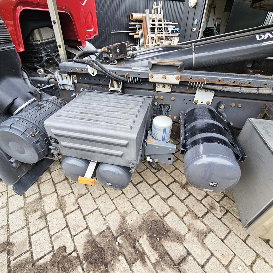 Camion ampliroll Renault D 26 Wide
