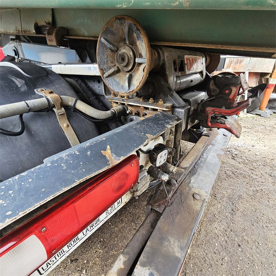 Camion ampliroll Renault D 26 Wide