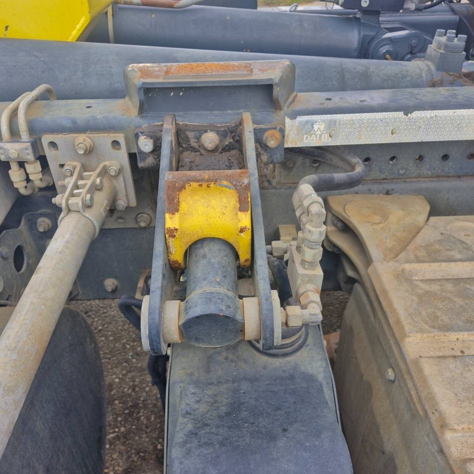 Camion ampliroll Renault D Wide 380