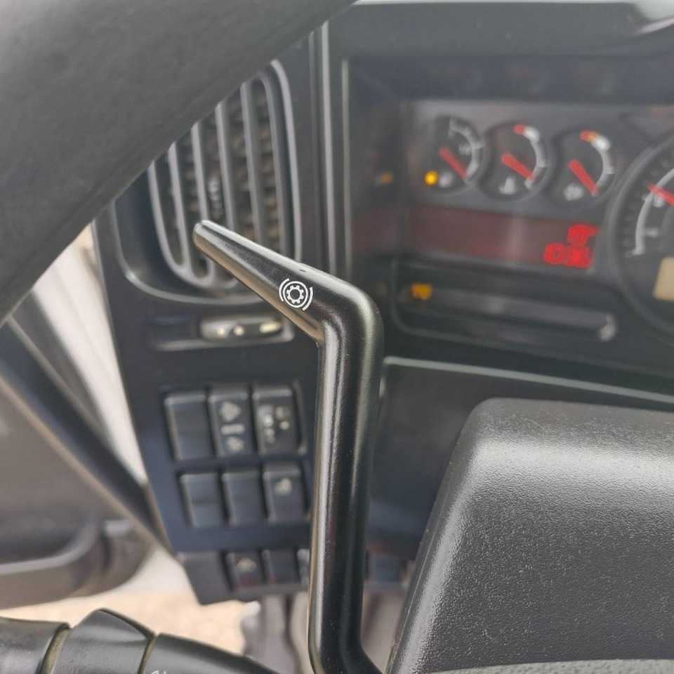 Camion ampliroll Renault D Wide 380