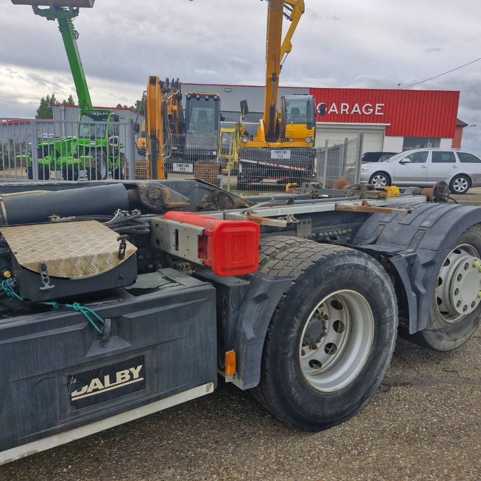 Camion ampliroll Renault D Wide 380