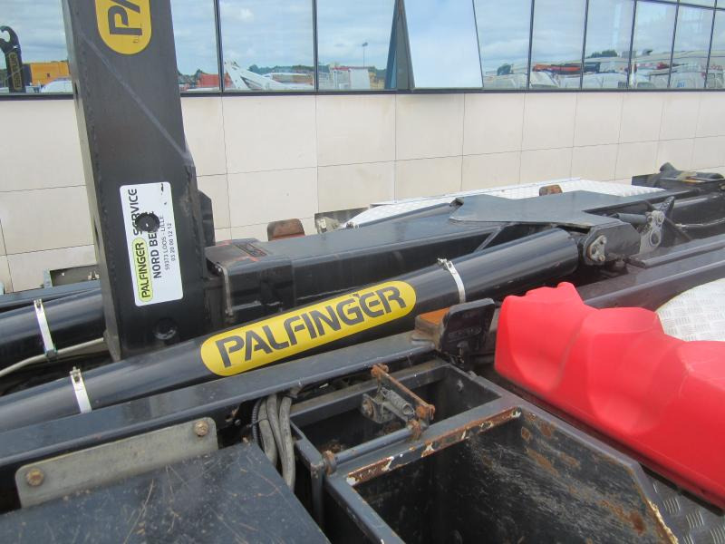 Camion ampliroll Renault Gamme C 380
