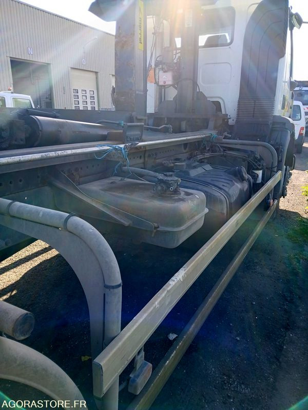Camion ampliroll Renault Midlum BX-718-LK