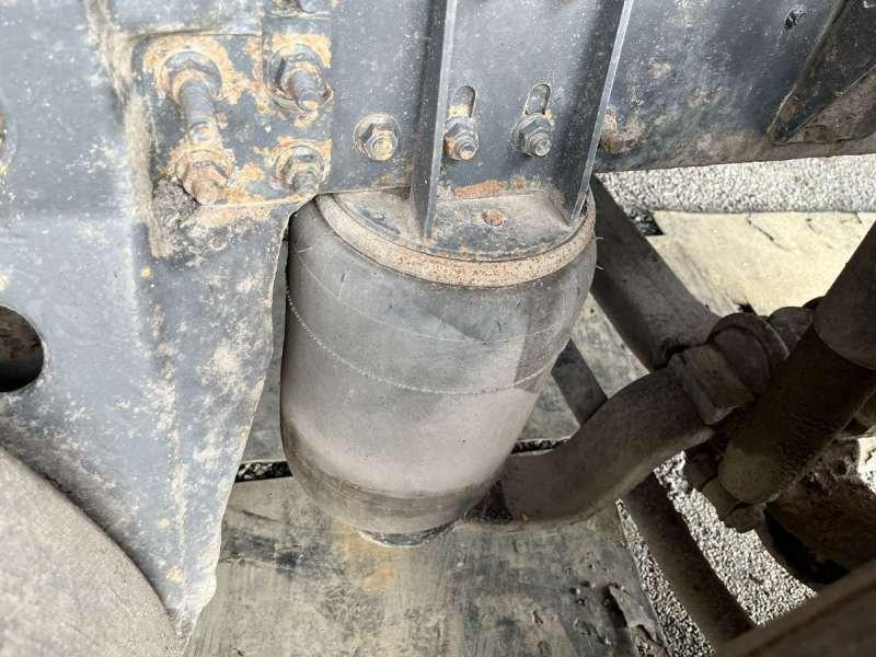 Camion ampliroll Renault PREMIUM 370-26 AVEC BOUILLE ACMAR