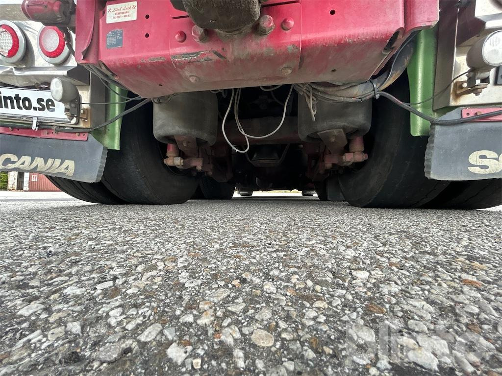 Camion ampliroll SCANIA