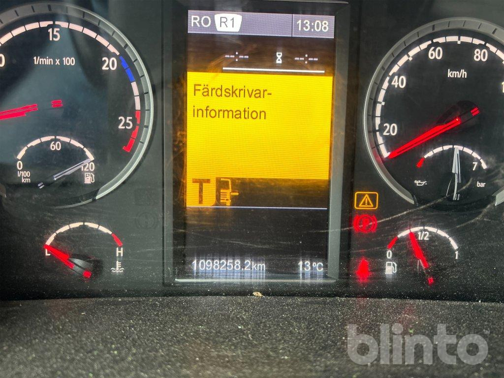 Camion ampliroll SCANIA