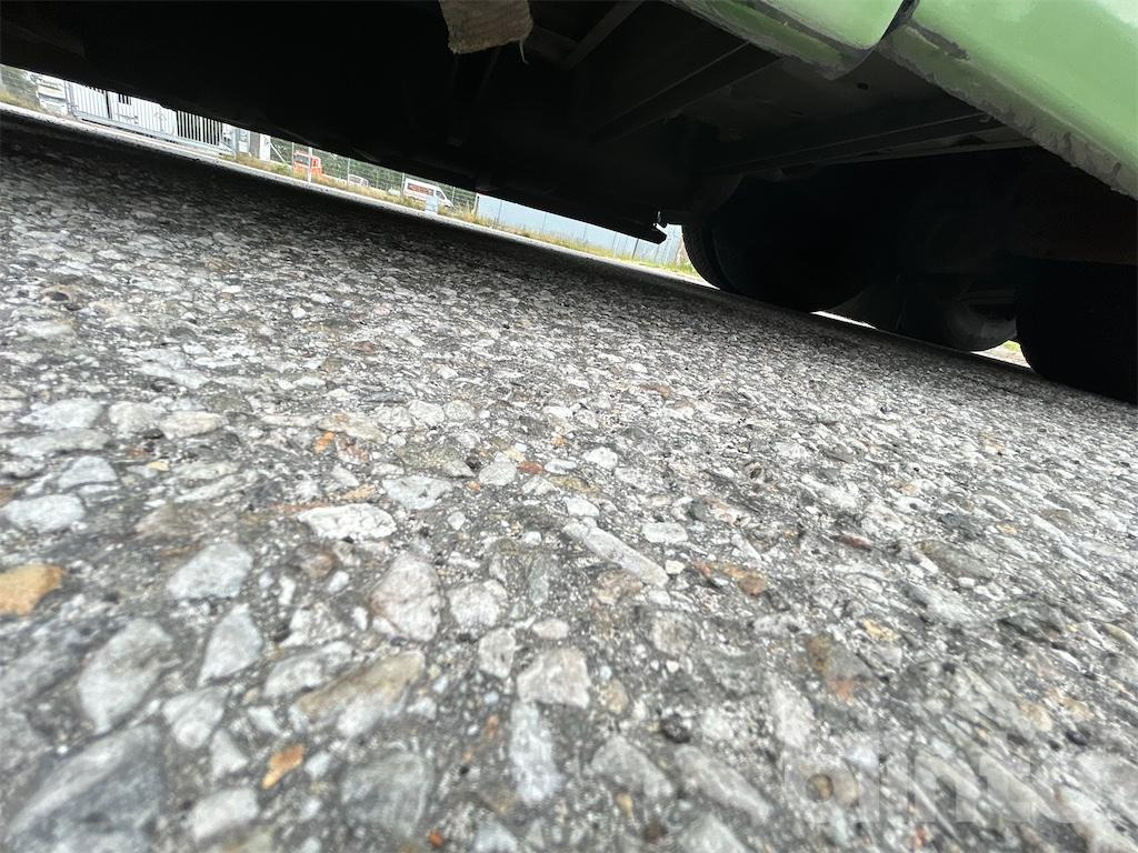 Camion ampliroll SCANIA