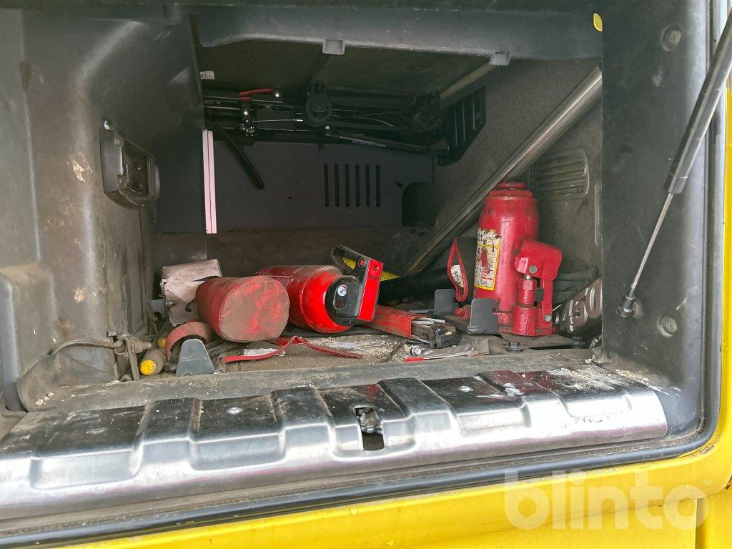 Camion ampliroll SCANIA